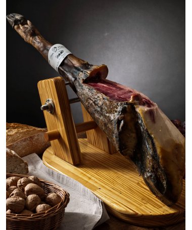 Jambon entier ibérique Pata Negra Bellota