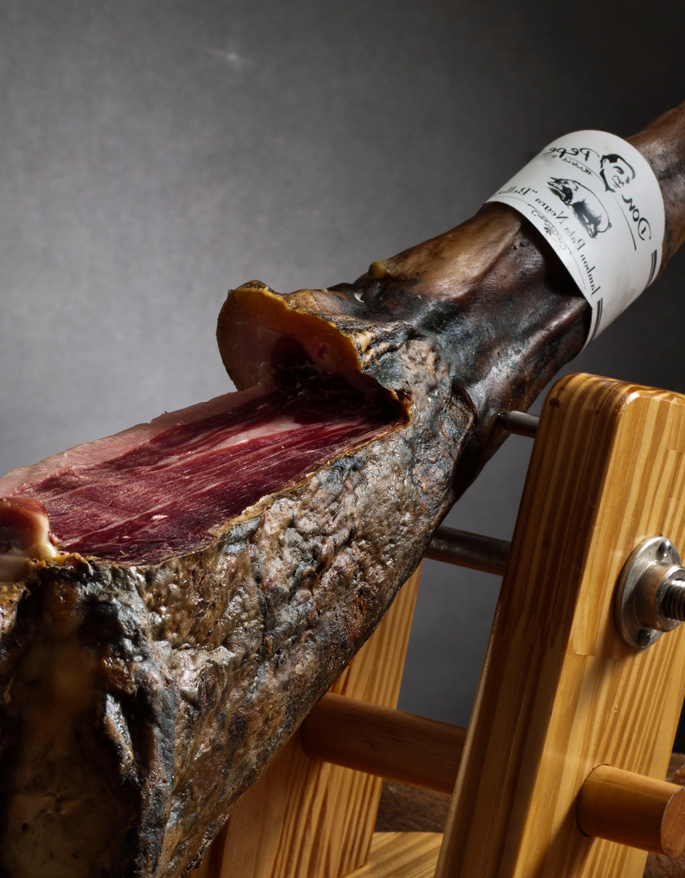 Jambon Serrano Gran Reserva avec support à jambon et couteau de